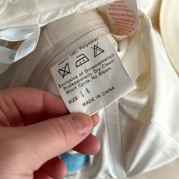 Enchanting by Mon Cheri Wedding Gown - Picture 14 of 15